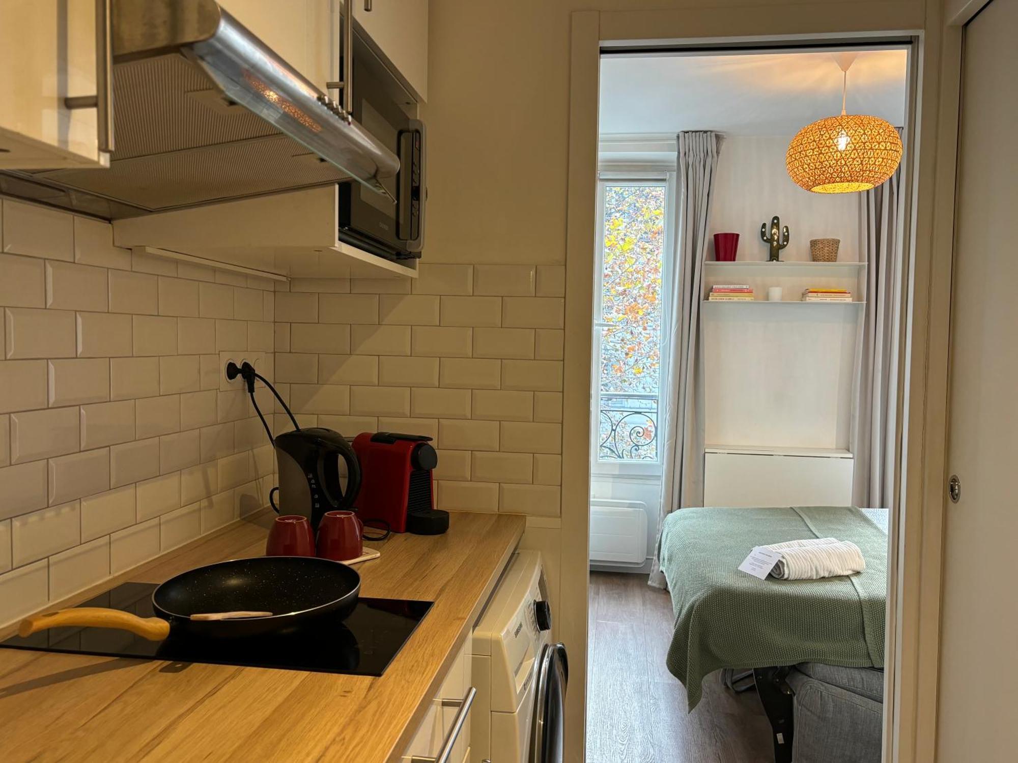 Clichy Studio Getaway - C70 Paris Exterior photo